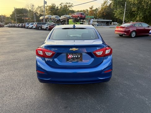 Used 2016 Chevrolet Cruze LT w/ Convenience Package image 8