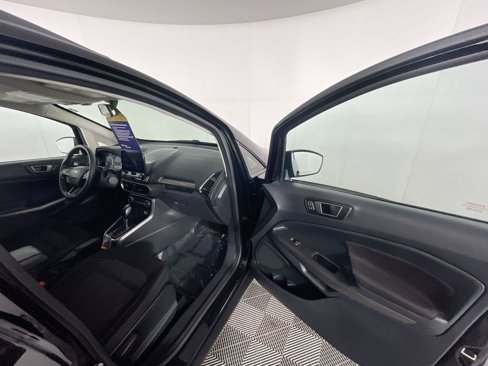 Used 2020 Ford EcoSport SE w/ SE Convenience Package image 34