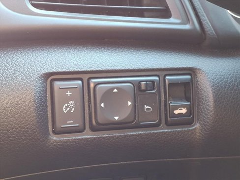 Used 2019 Nissan Sentra S image 9