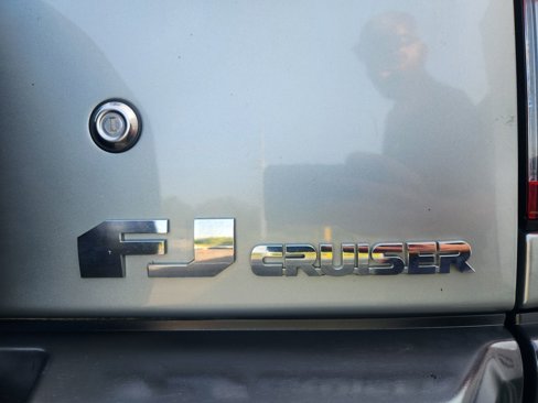 Used 2012 Toyota FJ Cruiser 4WD image 9