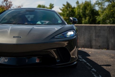 Used 2022 McLaren GT image 23