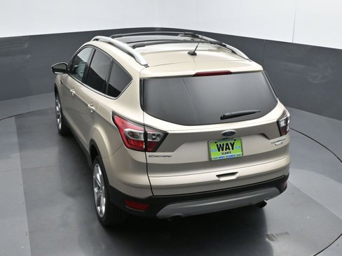 Used 2017 Ford Escape Titanium image 38