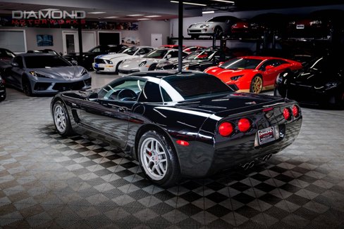 Used 2002 Chevrolet Corvette Z06 w/ Memory Pkg image 2