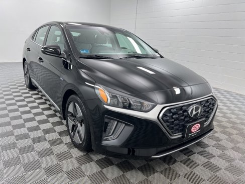 Used 2020 Hyundai Ioniq SEL image 1