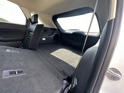 Used 2023 Ford Edge SEL image 25