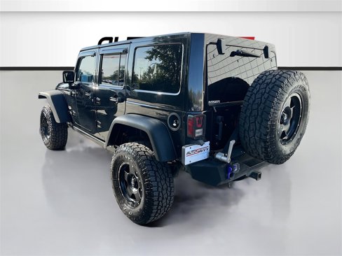 Used 2013 Jeep Wrangler Unlimited Sahara w/ Connectivity Group image 5