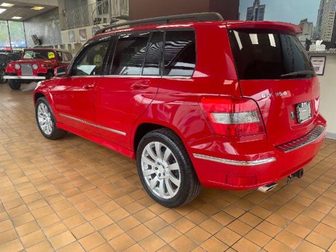 Used 2011 Mercedes-Benz GLK 350 4MATIC image 4