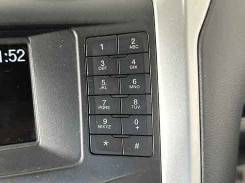 Used 2016 Ford Fusion SE image 20