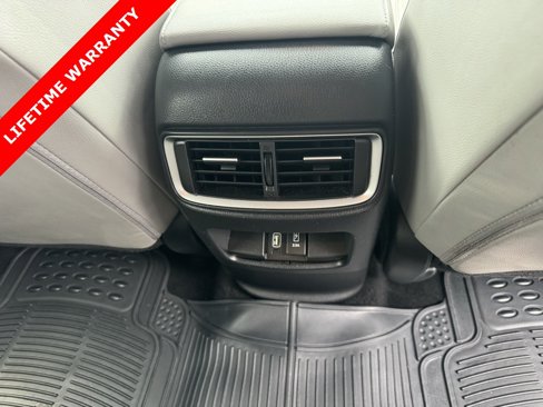 Used 2018 Honda CR-V Touring image 12