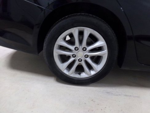 Used 2016 Chevrolet Malibu LT image 26