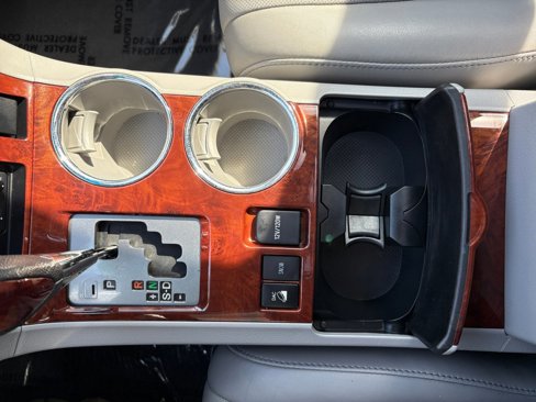 Used 2013 Toyota Highlander Limited image 23