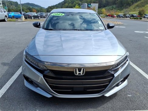 Used 2021 Honda Accord Sport image 3