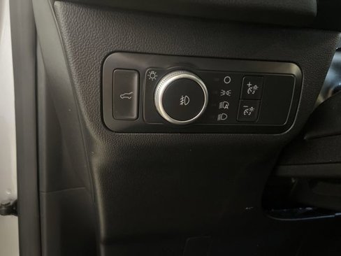 Used 2020 Ford Escape SEL image 24