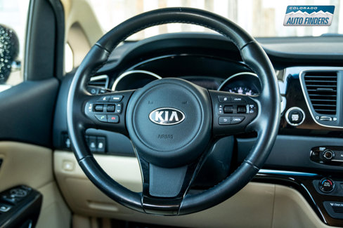 Used 2015 Kia Sedona SX image 12