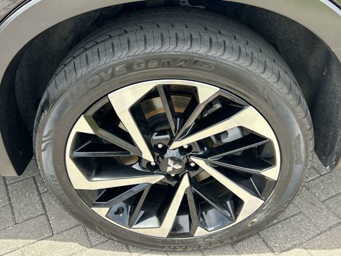 Used 2022 Mitsubishi Outlander ES image 32