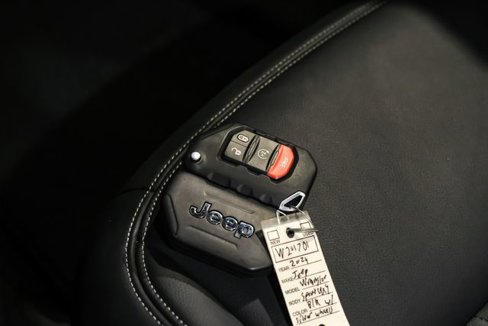 Used 2024 Jeep Wrangler Unlimited Sport image 79