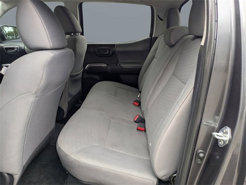 Used 2022 Toyota Tacoma SR5 image 18