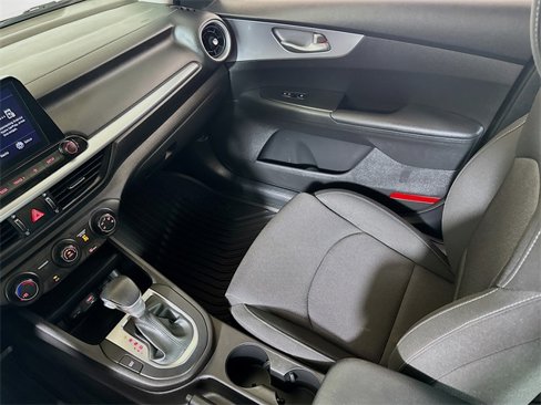 Used 2022 Kia Forte LXS w/ LXS Technology Package image 19