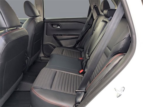 Used 2025 Nissan Rogue SV w/ Rock Creek Premium Package image 17