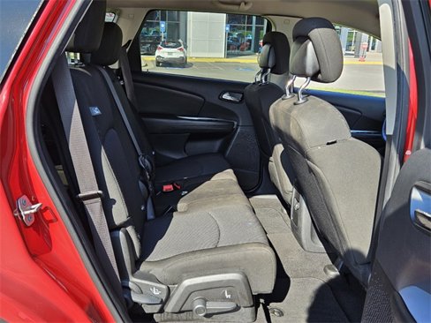 Used 2019 Dodge Journey SE w/ Connectivity Group image 14