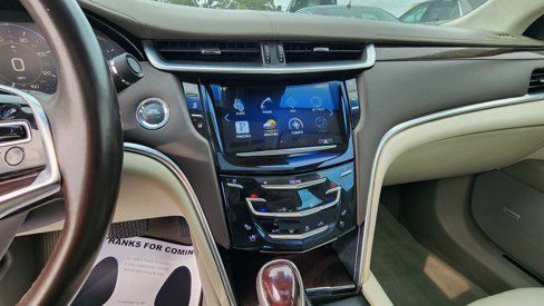 Used 2013 Cadillac XTS Platinum image 12