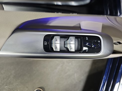 Certified 2022 Mercedes-Benz C 300 Sedan image 32