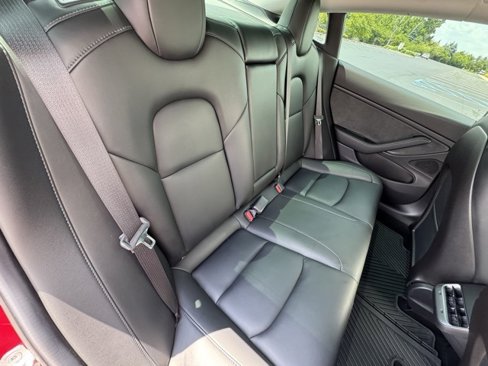 Used 2019 Tesla Model 3 Standard Range image 27