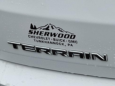 Used 2019 GMC Terrain Denali w/ Advanced Safety Package image 32