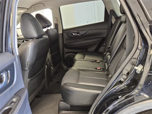Used 2018 Nissan Rogue SL image 6