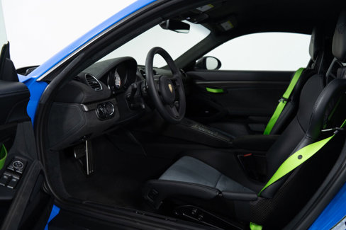 Used 2025 Porsche 718 Cayman GT4 RS w/ Weissach Package image 5