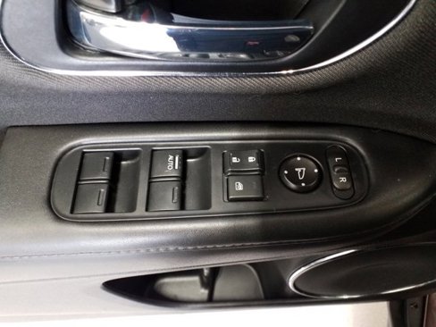 Used 2021 Honda HR-V EX image 15