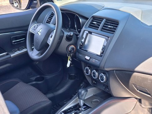 Used 2019 Mitsubishi Outlander Sport ES image 6
