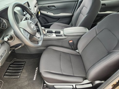 New 2025 Nissan Sentra S image 11