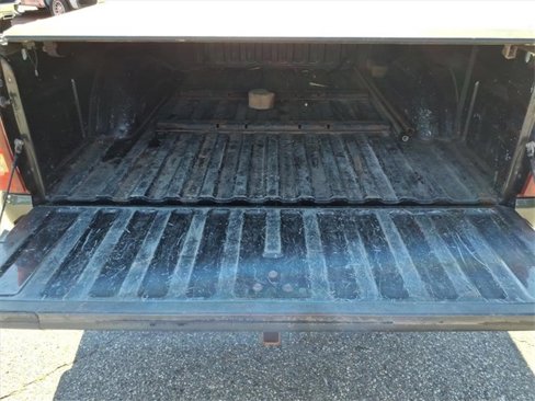 Used 2003 Chevrolet Silverado 2500 LT image 20