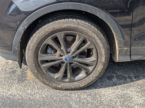 Used 2019 Ford Escape SE image 5