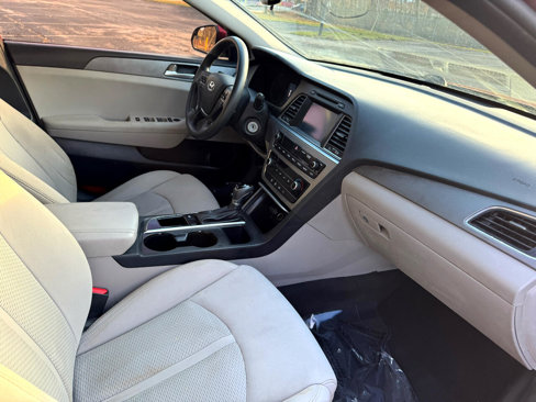 Used 2016 Hyundai Sonata SE image 25
