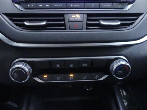 Used 2019 Nissan Altima 2.5 S image 11