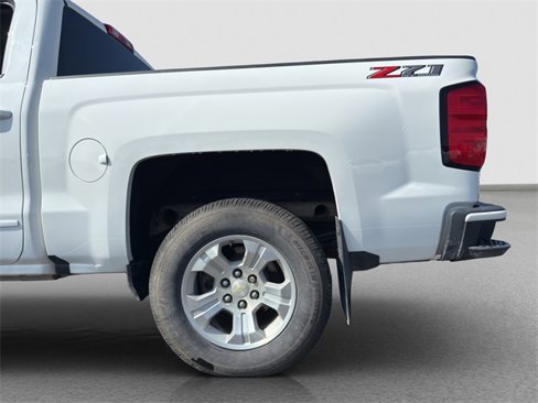 Used 2018 Chevrolet Silverado 1500 LT w/ All Star Edition image 22
