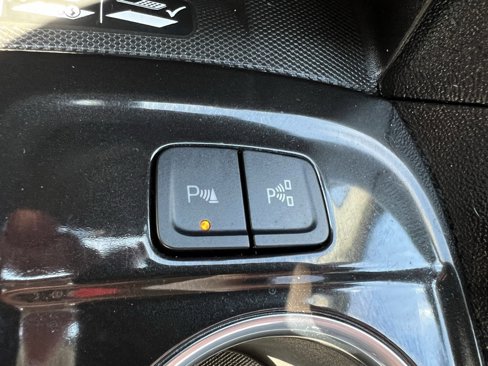 Used 2022 Chevrolet Equinox Premier image 46