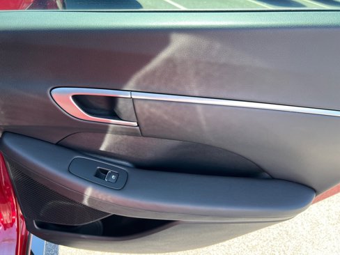 Used 2024 Hyundai Sonata SEL w/ Convenience Package image 21