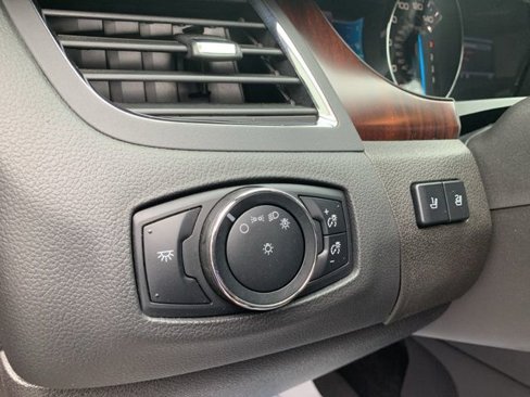 Used 2014 Ford Edge Limited image 20