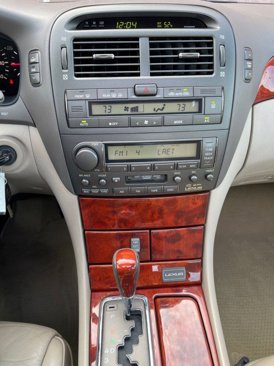 Used 2002 Lexus LS 430 image 10