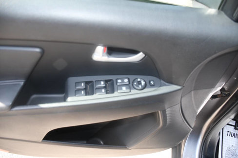 Used 2014 Kia Sportage EX image 14