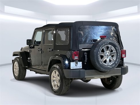 Used 2014 Jeep Wrangler Unlimited Sport image 3