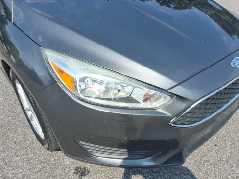 Used 2018 Ford Focus SE image 11