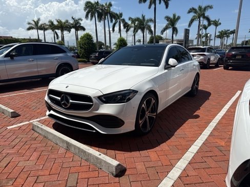 Used 2022 Mercedes-Benz C 300 Sedan image 2