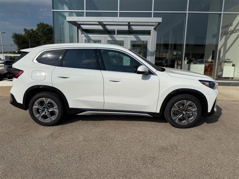 New 2026 BMW X1 xDrive28i w/ Convenience Package image 2