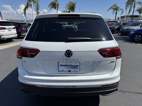 Certified 2023 Volkswagen Tiguan SE image 9