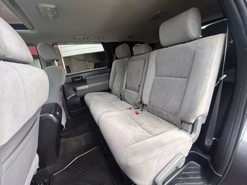 Used 2015 Toyota Sequoia SR5 image 30