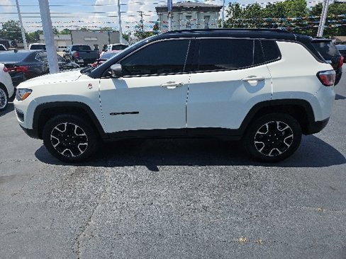 Used 2019 Jeep Compass Trailhawk image 5